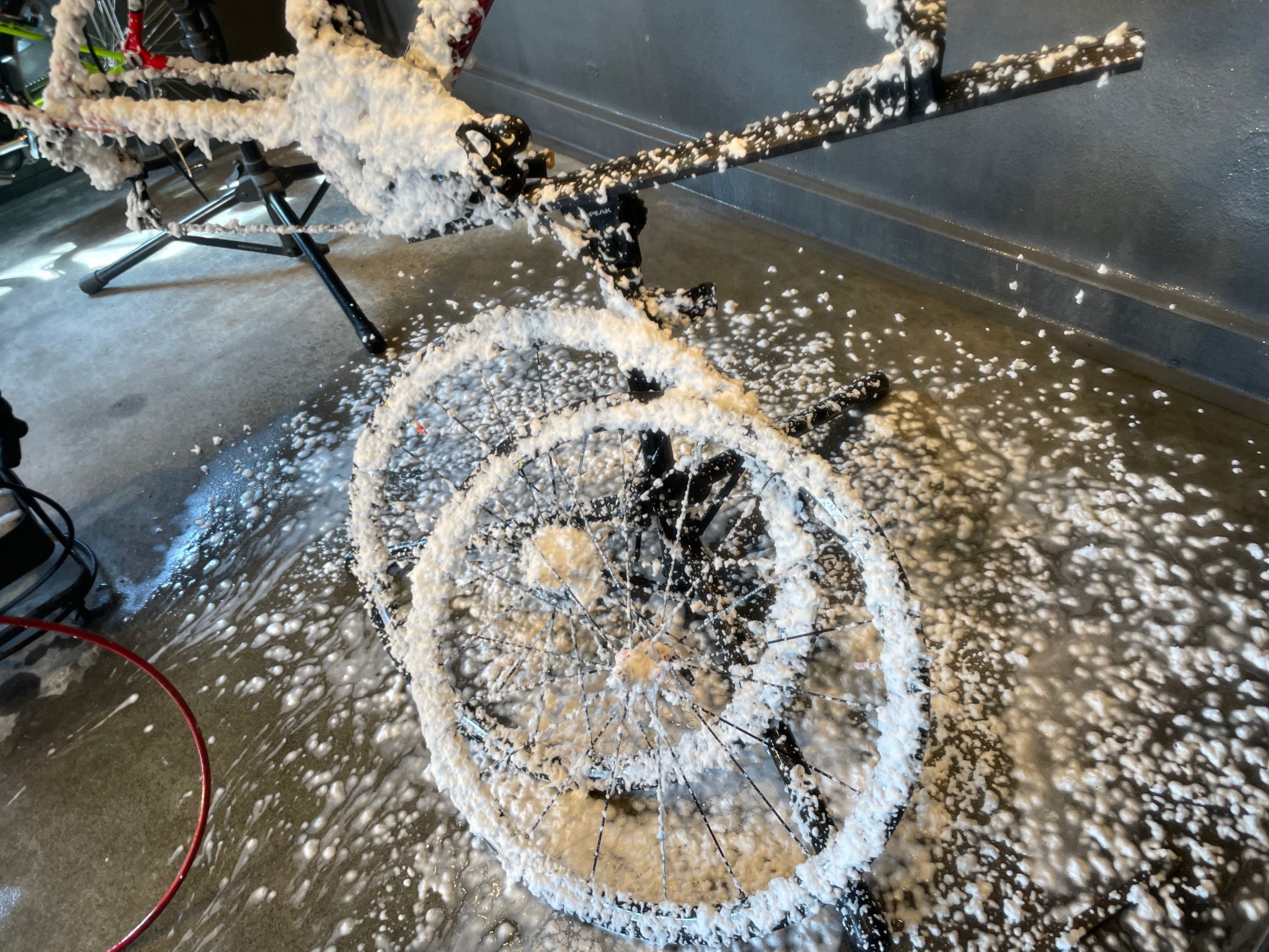 Lavaggio ラバッジョ　ロードバイク　洗車　ホイール