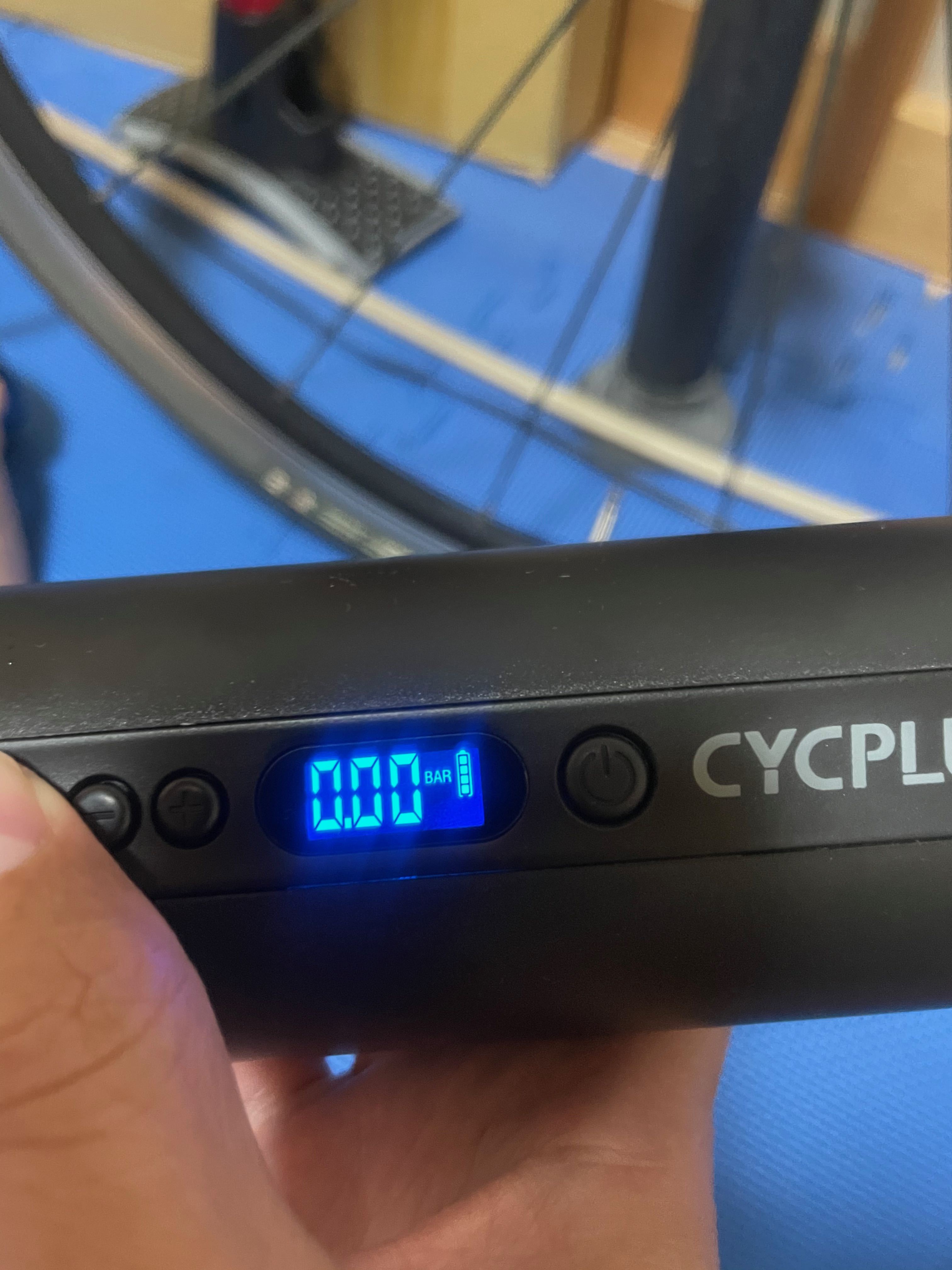 CYCPLUS 小型電動エアーポンプ BAR