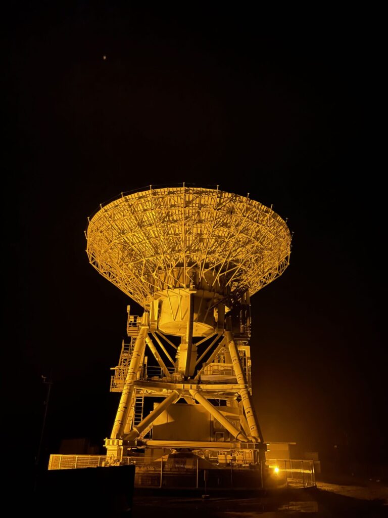 国立天文台VERA石垣島観測局・電波望遠鏡　ライトアップ