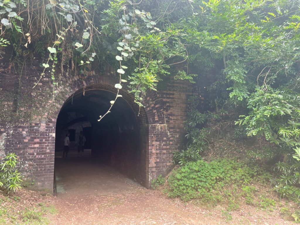 友ヶ島　観光　トンネル