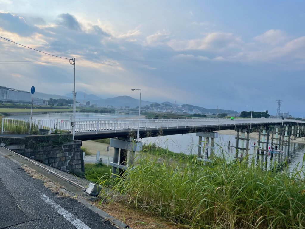 金剛山から奈良へサイクリング　大和川　河川敷　サイクリング