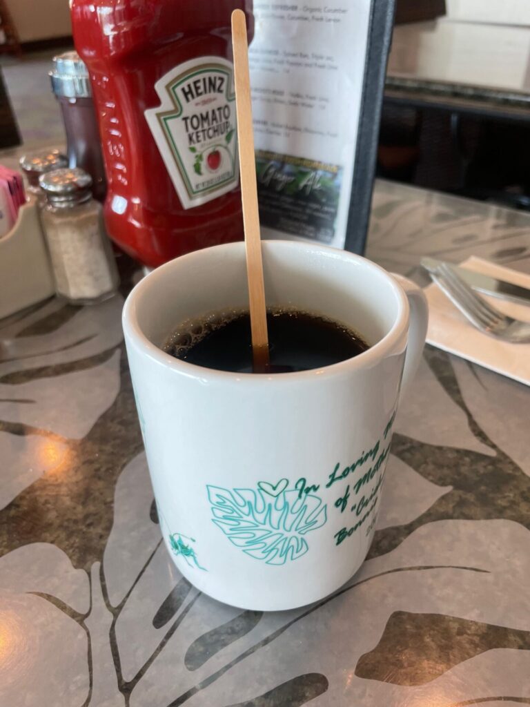 シナモンズ・イリカイ店　ホットコーヒー　おかわり自由