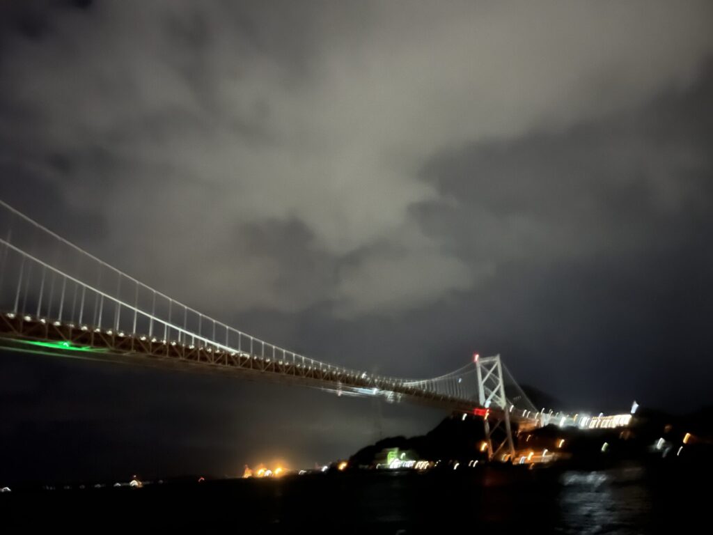 関門橋　嵐