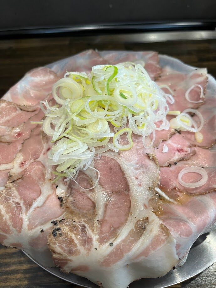 麺屋 一魂　味噌ラーメン　肉マシ　ロース　チャーシュー